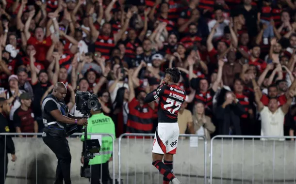Flamengo vence o Inter no Maracanã