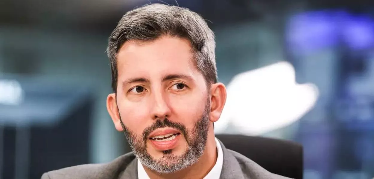 PT confirma candidatura de Leandro Grass ao governo do DF e Érika Kokay ao Senado