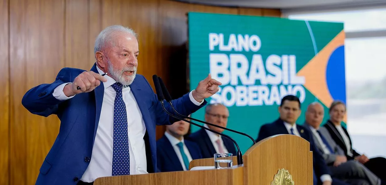 Presidente da República, Luiz Inácio Lula da Silva, durante cerimônia de assinatura da Medida Provisória “Brasil Soberano”