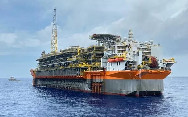 Plataforma Almirante Tamandaré atinge recorde histórico de produção de petróleo no campo de Búzios
