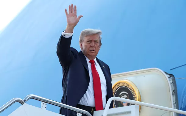 Trump cobra cessar-fogo imediato antes de reunião com Putin