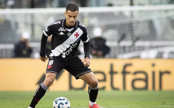 Vasco atropela o Santos com goleada histórica por 6 a 0 no Brasileirão