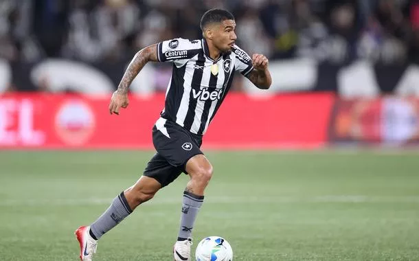 Botafogo recebe o Palmeiras em duelo direto na parte de cima do Brasileirão