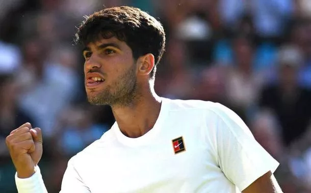 Tenista espanhol Carlos Alcaraz é campeão do Masters de Cincinnati
