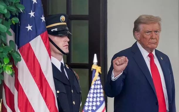 Aprovação de Trump se mantém em 40%, nível mais baixo de seu mandato, diz pesquisa Reuters/Ipsos