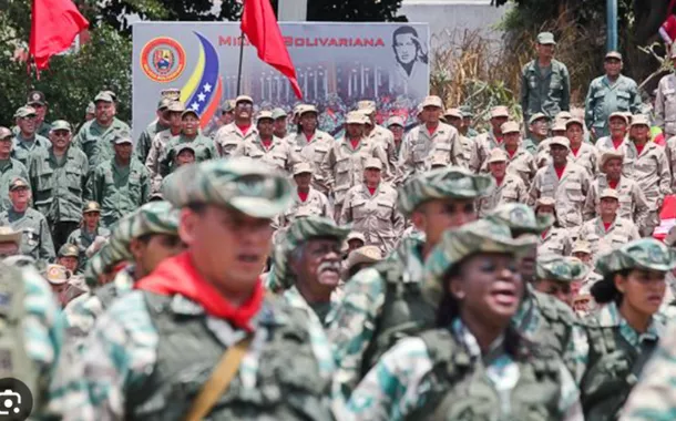 As milícias bolivarianas são formadas por voluntários para auxiliar o exército na defesa nacional 