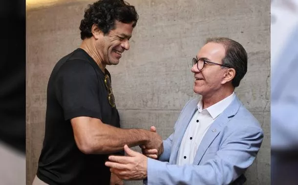 O ex-jogador Raí e o presidente Décio Lima, no Encontro Nacional Acredita Sebrae 