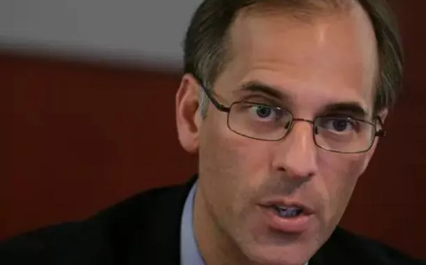 Efeito Trump: economista-chefe da Moody’s diz que "EUA estão à beira de uma recessão"