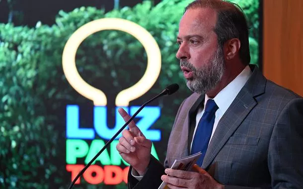 Alexandre Silveira defende importância do 'Luz para Todos' e traça novas metas