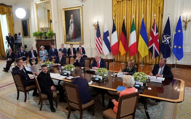 Zelenskiy, Trump e outros líderes europeus na Casa Branca, 18 de agosto de 2025