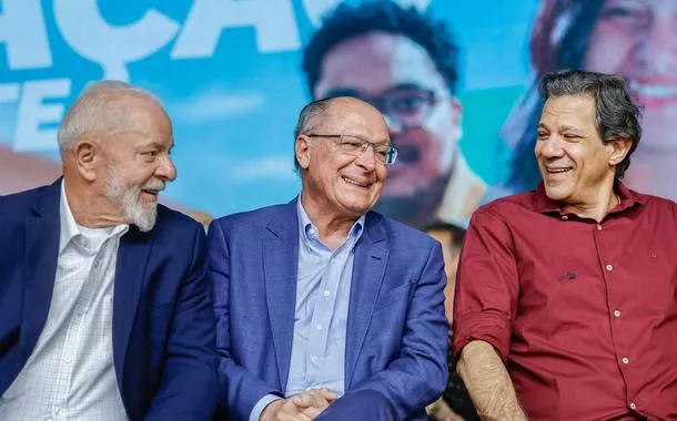 Lula, Alckmin e Haddad são um "tripé importante" do governo, diz Janja