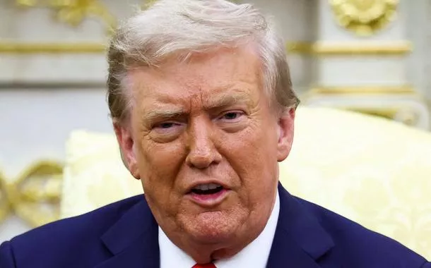 Trump afirma que EUA destruíram barco vindo da Venezuela acusado de tráfico de drogas