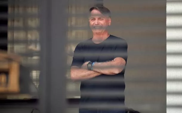 A trama exposta: mensagens no celular de Bolsonaro revelam provas finais da ação da quadrilha para sancionar os brasileiros