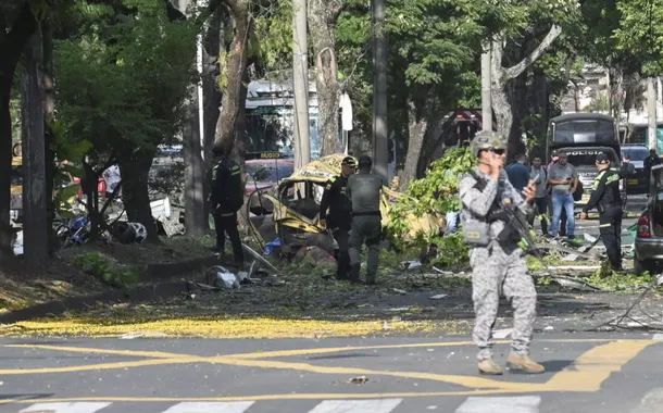 Ataques na Colômbia deixam 18 mortos, e governo Petro anuncia medidas para reforçar segurança