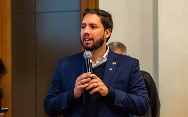 Secretário do MinC defende regulamentação de streaming e IA: "é prioridade"