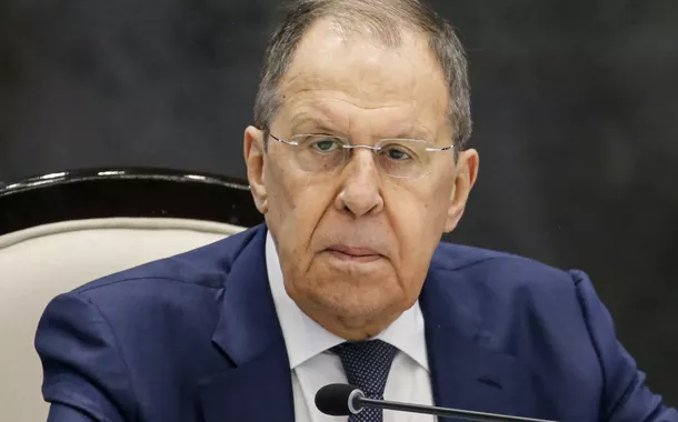 Rússia sai em defesa da Venezuela e Lavrov chama pressão estrangeira sobre Caracas de "inaceitável"