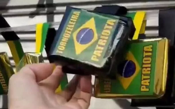 “Tornozeleiras patriotas” viram febre no Centro de Fortaleza às vésperas do julgamento de Bolsonaro