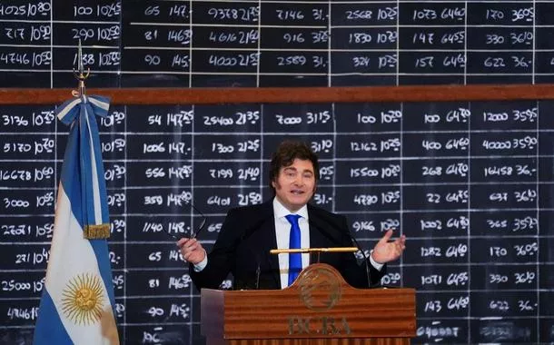 O presidente argentino, Javier Milei, durante cerimônia na Bolsa de Valores de Buenos Aires 10/07/2025 - 10/07/2025   
