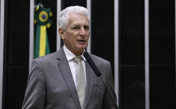 Trama golpista: 'nenhuma defesa negou a tentativa de golpe’, diz Rogério Correia