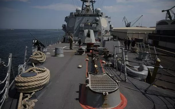 Foto de archivo del USS Gravely  en el puerto de Gdynia en Polonia 