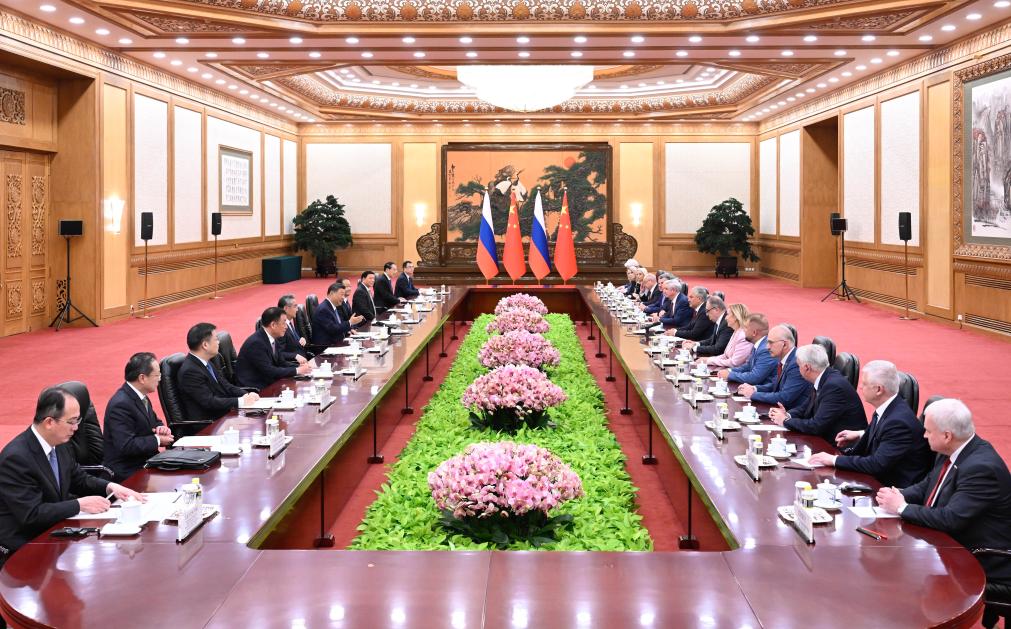 Xi se encontra com presidente da Duma Estatal russa