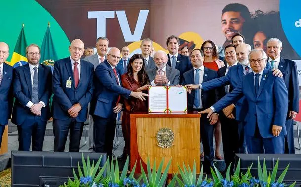 Lula regulamenta a TV 3.0 e inaugura nova era da televisão aberta no Brasil