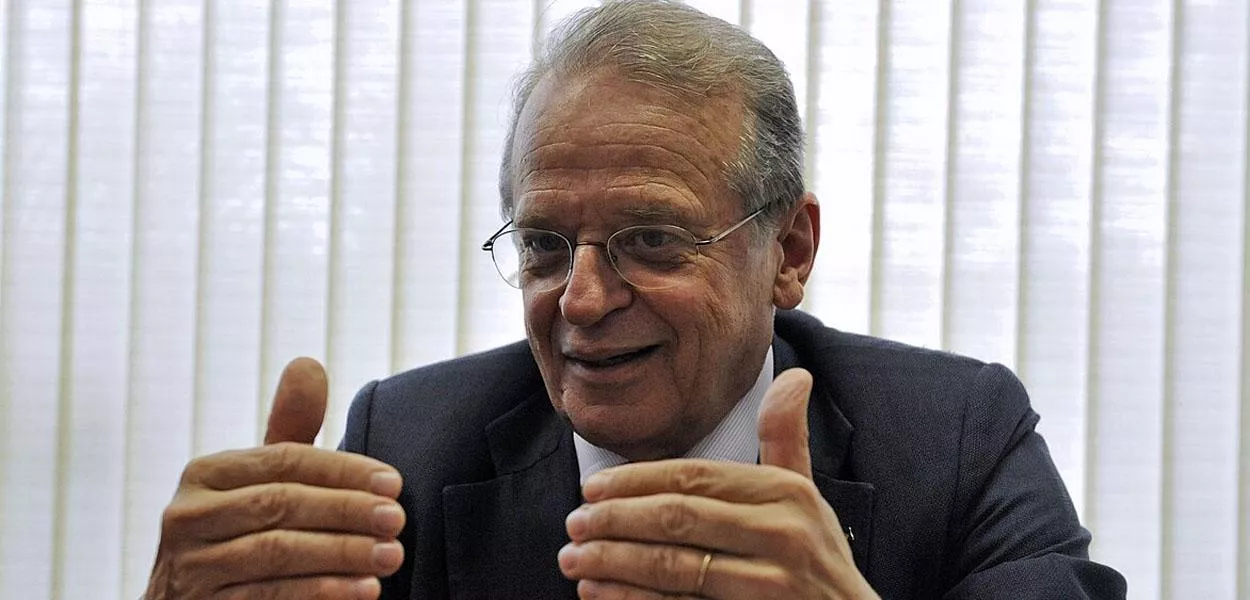 “Estamos diante de um golpismo continuado que põe à prova a Constituição de 1988”, alerta Tarso Genro