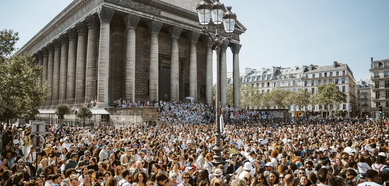 Lavagem de Madeleine: mais de 700 artistas agitam Paris no maior evento da cultura afro-brasileira na Europa