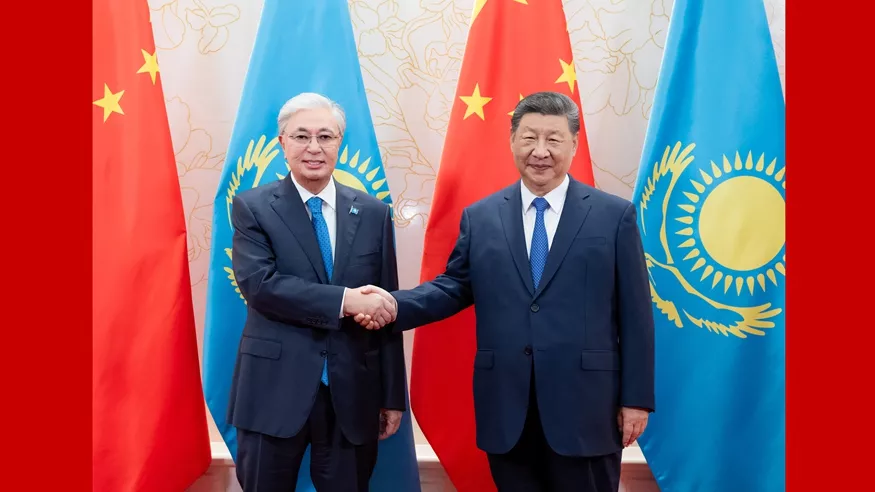 Xi Jinping recebe presidente do Cazaquistão em Tianjin
