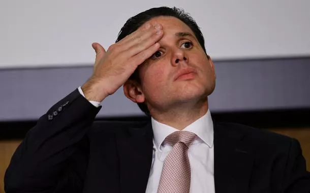 Bancada bolsonarista articula pressão a Hugo Motta por anistia durante julgamento de Bolsonaro
