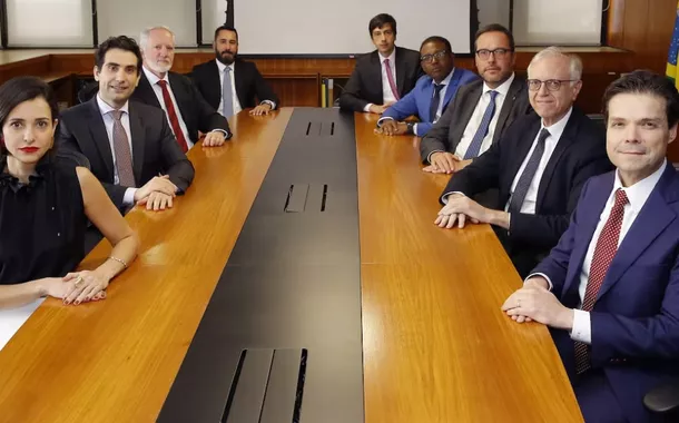 Centrão articula projeto para destituir cúpula do Banco Central