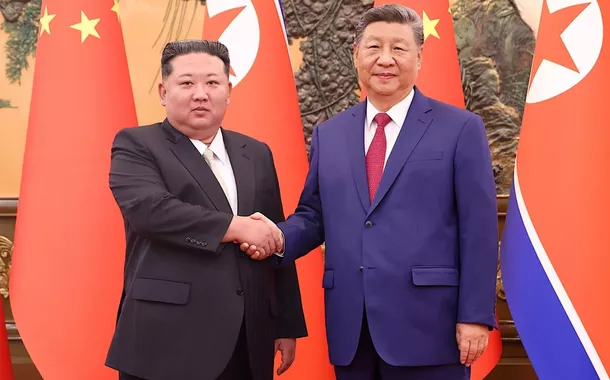 China reforça laços estratégicos com a Coreia do Norte, diz Xi a Kim