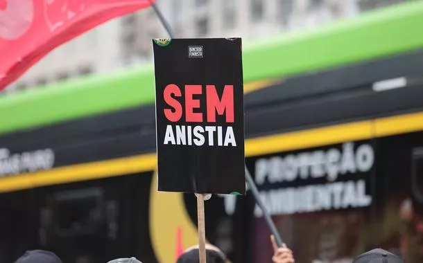 Pesquisa revela que 34% dos brasileiros rejeitam anistia a golpistas