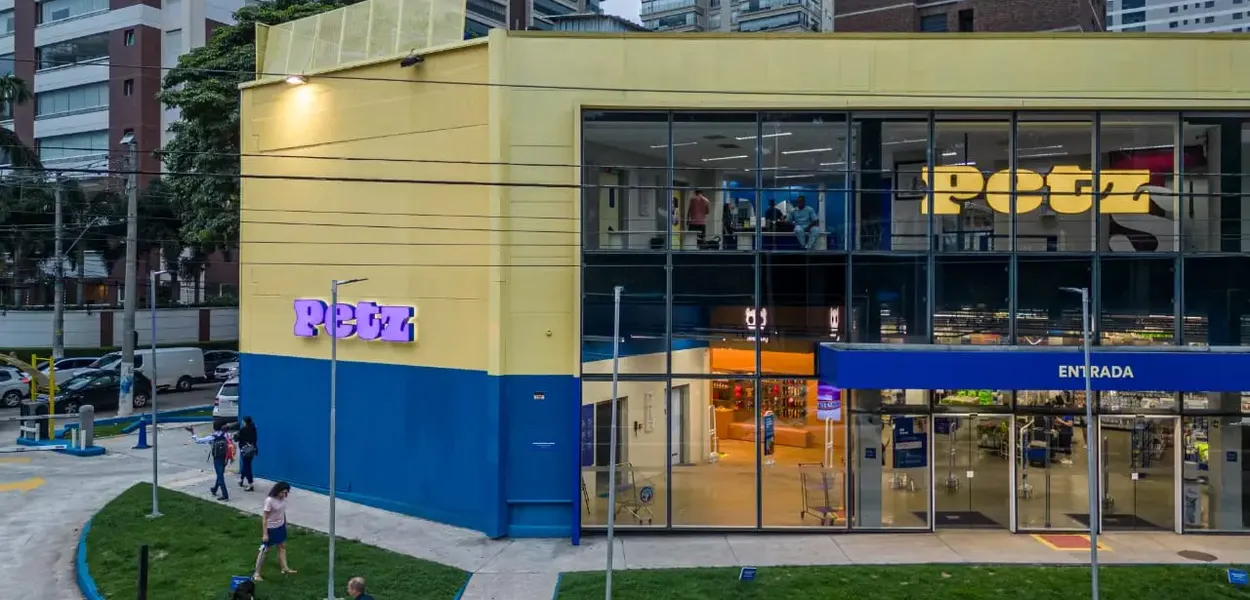 Fachada de uma loja da Petz
