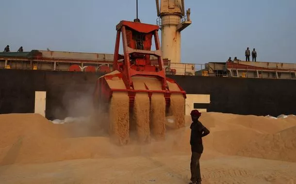 Importações de soja pela China atingem recorde em agosto