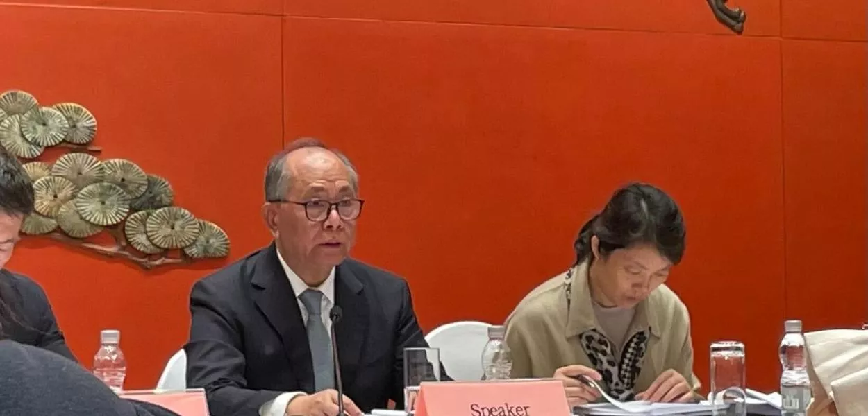 Embaixador Qiu Xiaoqi