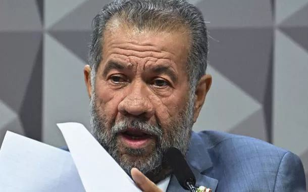 CPMI do INSS tem sessão de quase 10 horas com Carlos Lupi