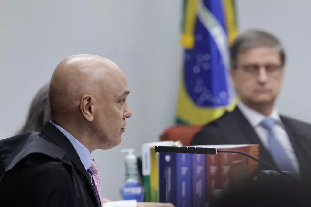 STF julga Bolsonaro e aliados; Moraes destaca provas de tentativa de golpe e diz que impunidade não pode significar pacificação