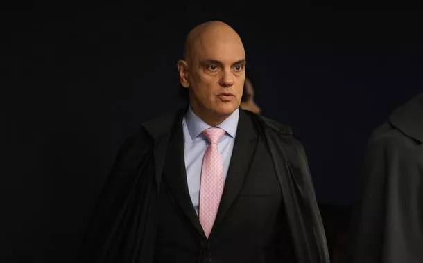 Em voto duro, Moraes pede condenação de Bolsonaro e mais sete réus por liderarem a trama golpista