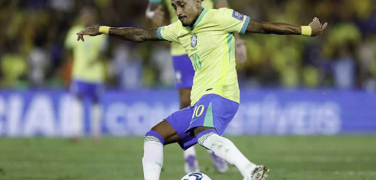 Brasil enfrenta Bolívia na altitude em jogo decisivo