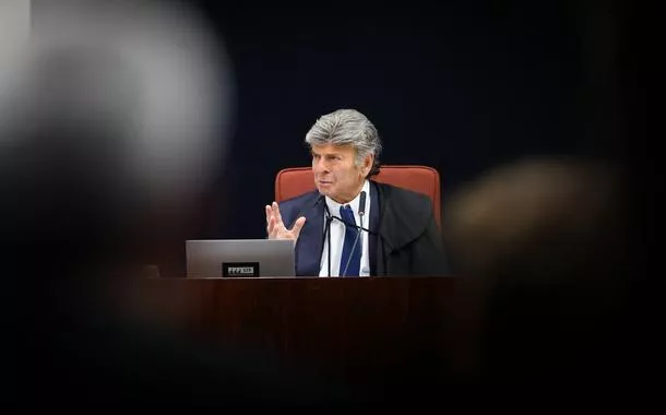 Ministro do STF revela estar "em choque" com posicionamento de Fux no julgamento da trama golpista