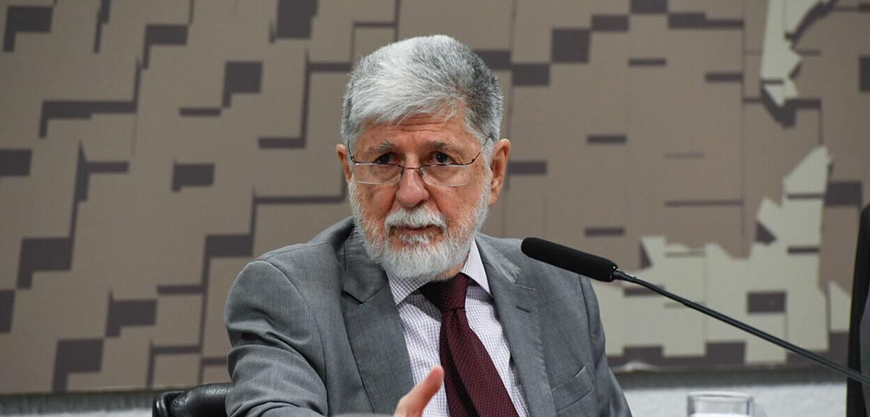 Mundo vive era de imprevisibilidade e aceleração da História, diz Celso Amorim