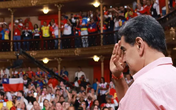 Maduro convoca resistência armada e mobilização popular diante de ameaça dos EUA