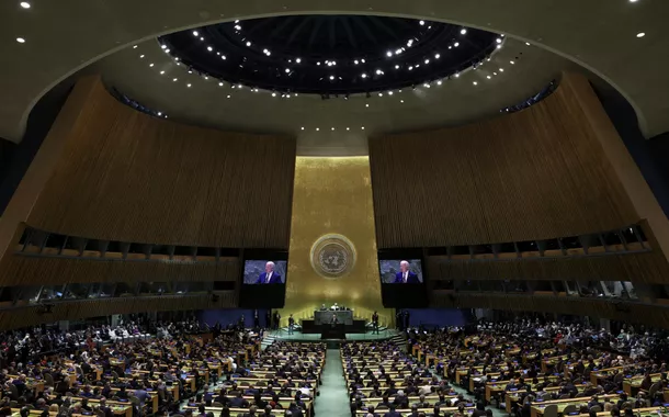 ONU aprova plano de dois Estados e pressiona por cessar-fogo em Gaza