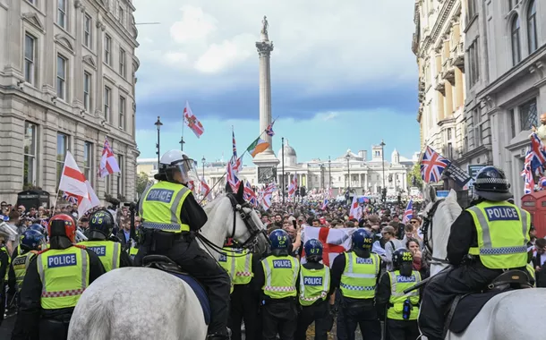Protesto de extrema-direita em Londres