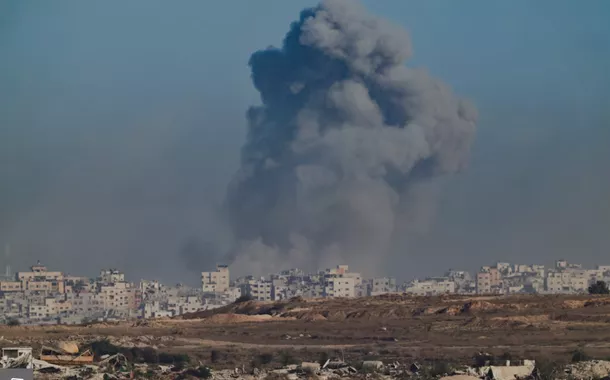 "Gaza está queimando", anunciam os sionistas genocidas 
