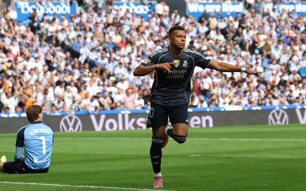 Futebol - LaLiga - Real Sociedad x Real Madrid - Reale Arena, San Sebastian, Espanha - 13 de setembro de 2025 Kylian Mbappé, do Real Madrid, comemora seu primeiro gol