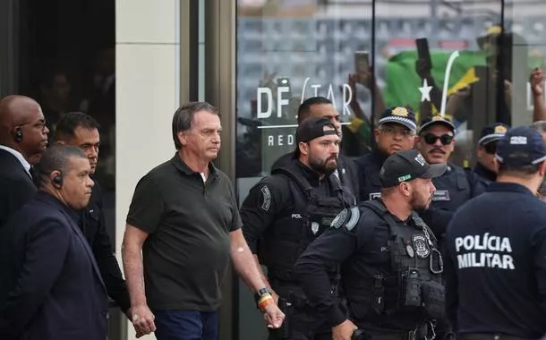 Bolsonaro tem anemia e alteração renal, diz Michelle