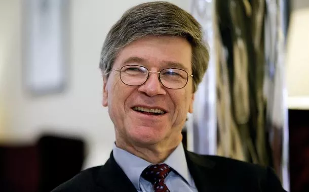 Jeffrey Sachs à TV 247: Brasil consolida democracia ao condenar Bolsonaro enquanto EUA retrocedem