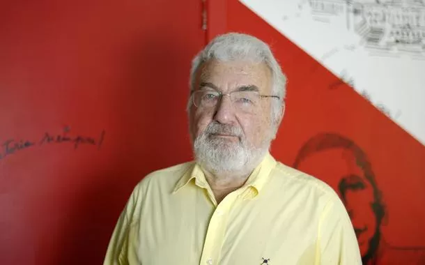 “Mídia tenta minimizar crimes da extrema direita”, diz Laurindo Lalo Leal